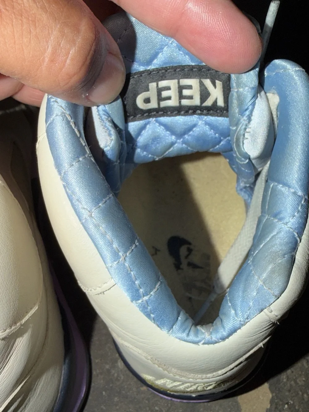 Jordan Low-Top Sneakers in Cream and Light Blue